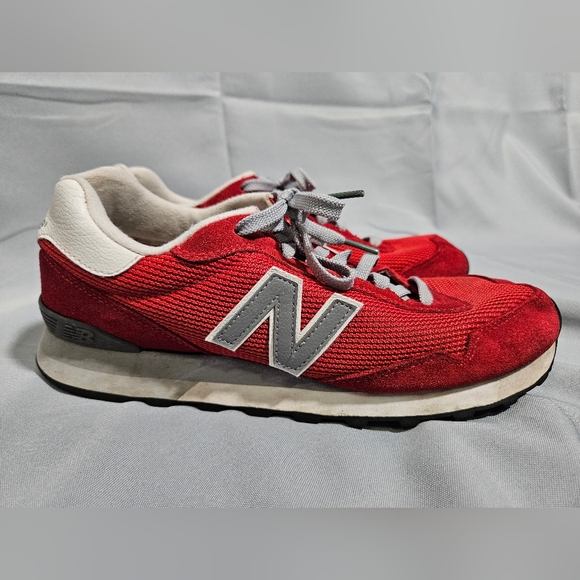 New Balance 515 Retro Old School Sneaker Red/White Casual Size 10.5 - Picture 2 of 9